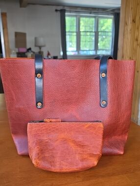 Go Forth Goods Medium Avery Leather Tote Bag & Small Zipper Pouch - Tangerine